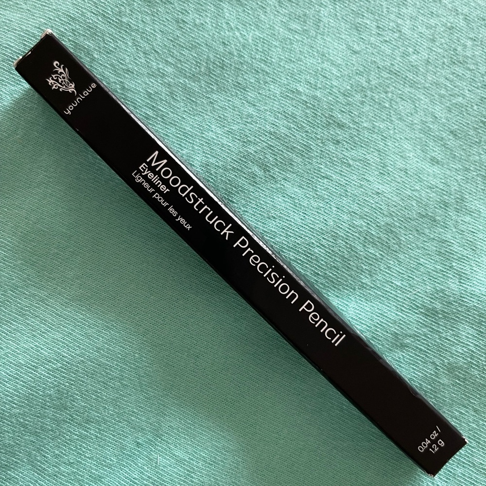 MOODSTRUCK PRECISION PENCIL EYELINER
